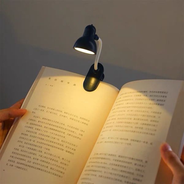 Luminária de leitura com clipe